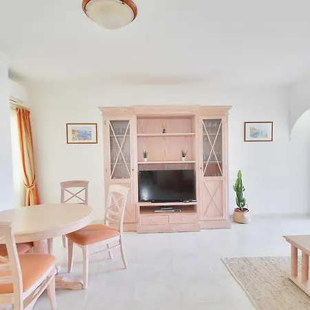 2 Quartos, Piscina, Ac, Campo De Tenis, Prestige For Апартаменти