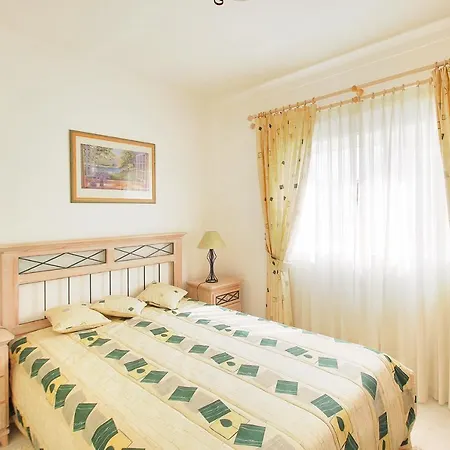 2 Quartos, Piscina, Ac, Campo De Tenis, Prestige For Lejlighed *