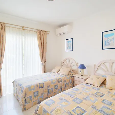 2 Quartos, Piscina, Ac, Campo De Tenis, Prestige For דירה *